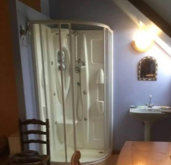 Chambre Chez L'Habitant Rueyres Экстерьер фото